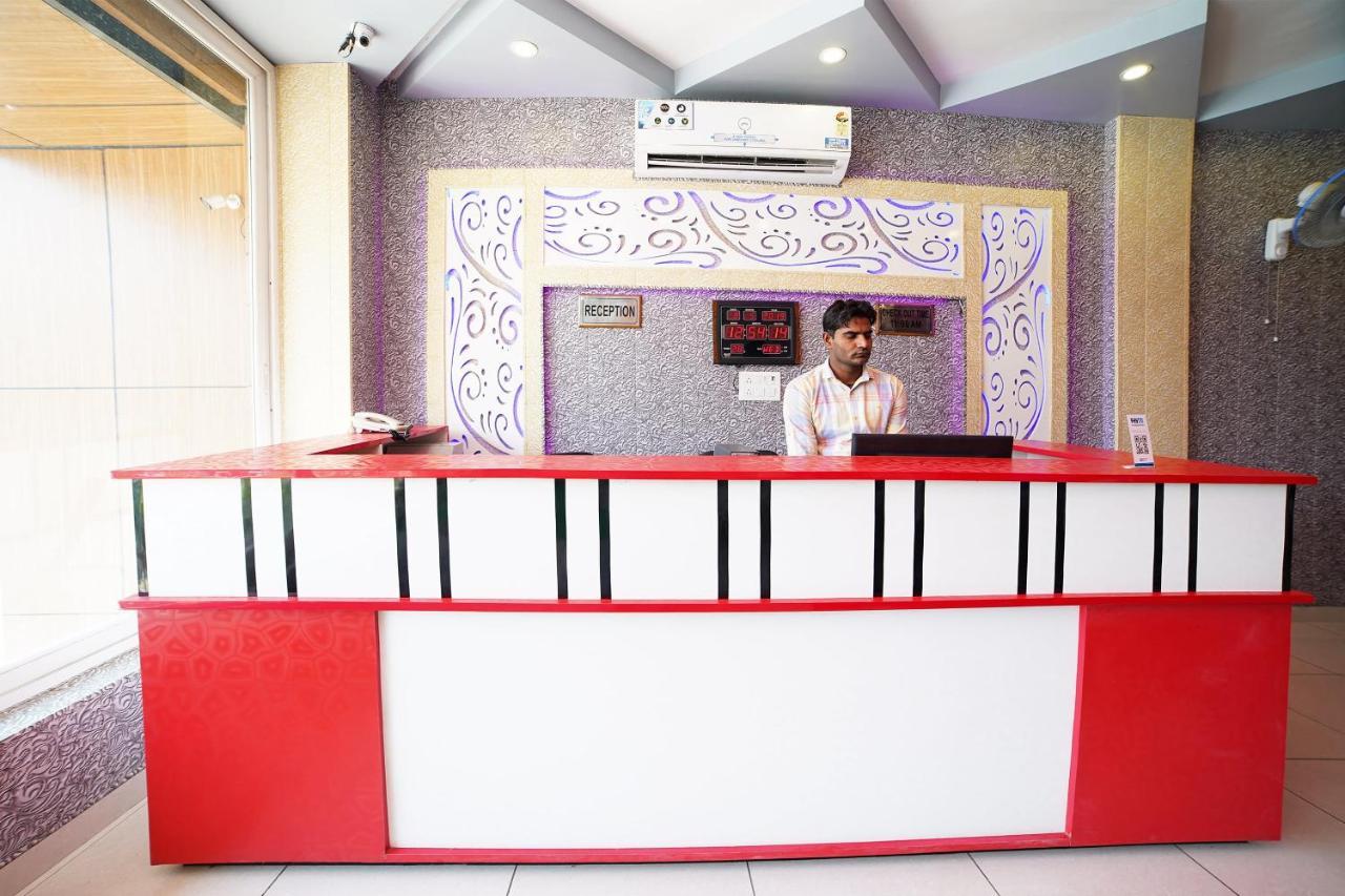 Oyo 39539 Hotel Vansh & Restaurant Kashipur Exterior foto